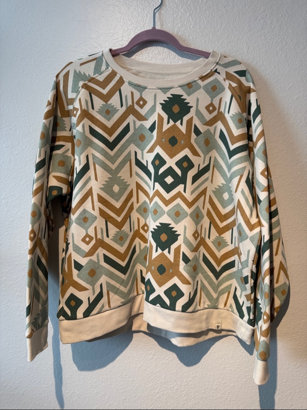 Geometric Pattern Crewneck Sweatshirt in Cream, Olive & Mustard NWOT